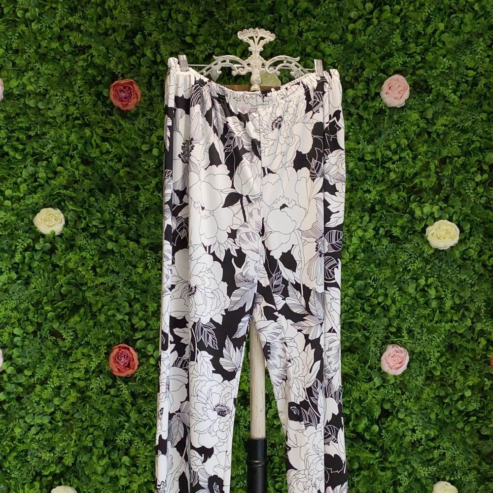 Black and White Floral Patio Pants